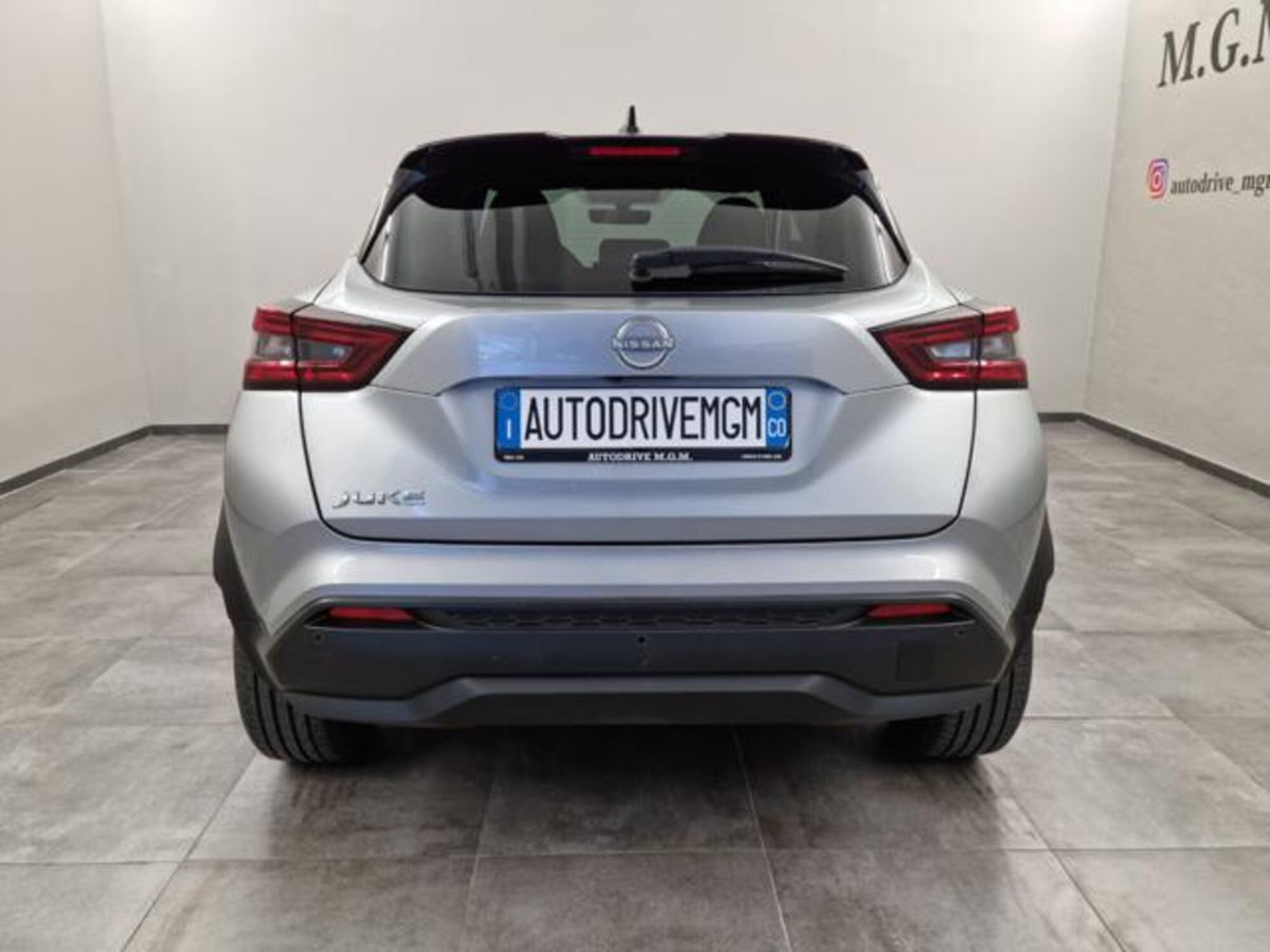 Nissan Juke 1.0 dig-t N-Connecta 114cv (3)