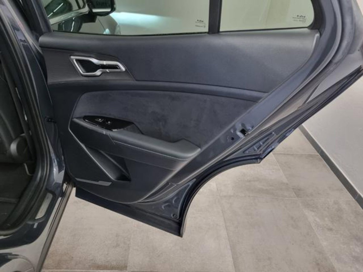 Kia Sportage 1.6 TGDi HEV AT GT-line Plus (18)