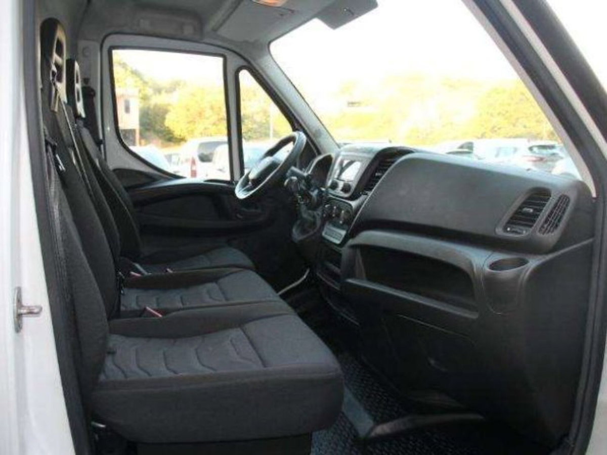 Iveco Daily Furgone 35 S14 A8 V H3 4100 LD (8)