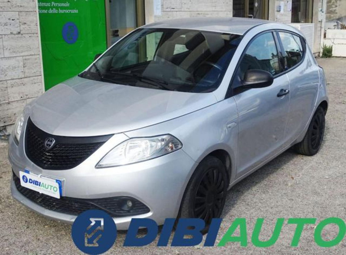 Lancia Ypsilon 1.2 69 CV 5 porte GPL Ecochic Elefantino Blu