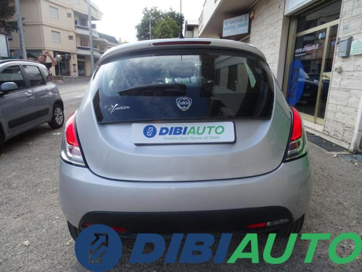 Lancia Ypsilon 1.2 69 CV 5 porte GPL Ecochic Elefantino Blu (6)