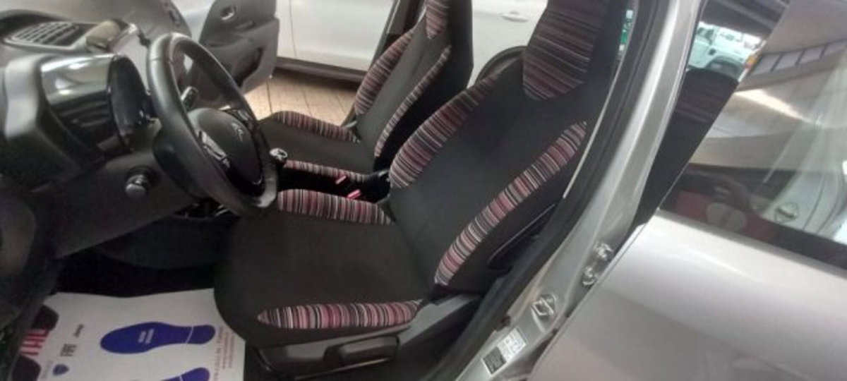 Citroen C1 C1 VTi 72 5 porte Shine (4)