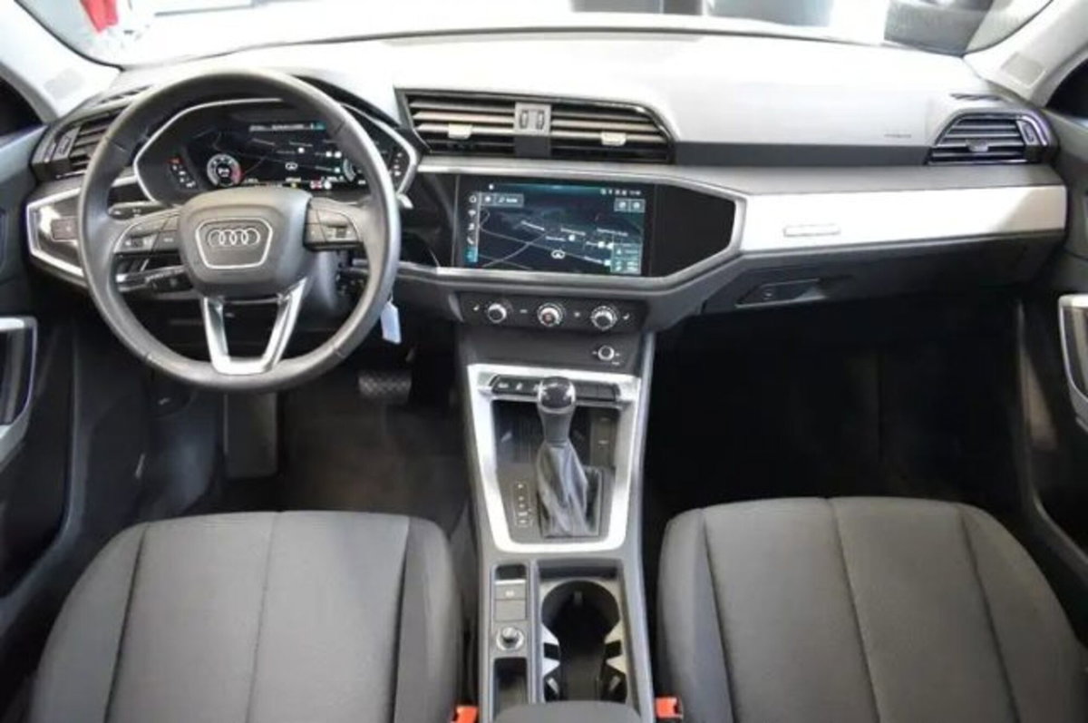 Audi Q3 Sportback 35 TDI quattro S tronic S line edition (11)
