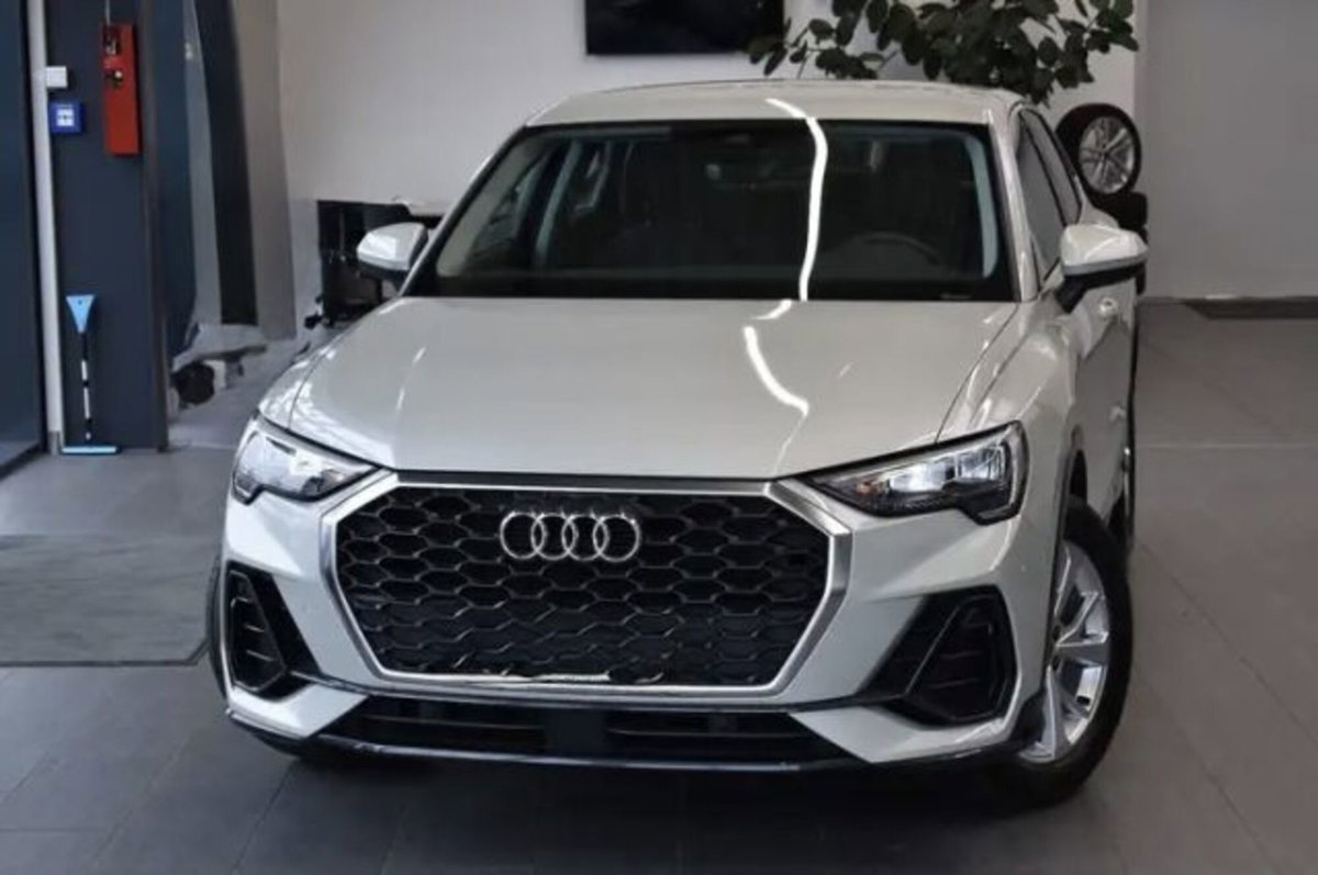 Audi Q3 Sportback 35 TDI quattro S tronic S line edition (2)