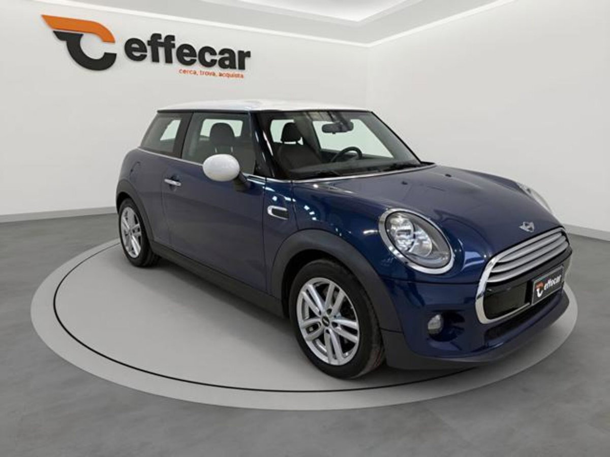 MINI Mini 1.5 Cooper D (3)