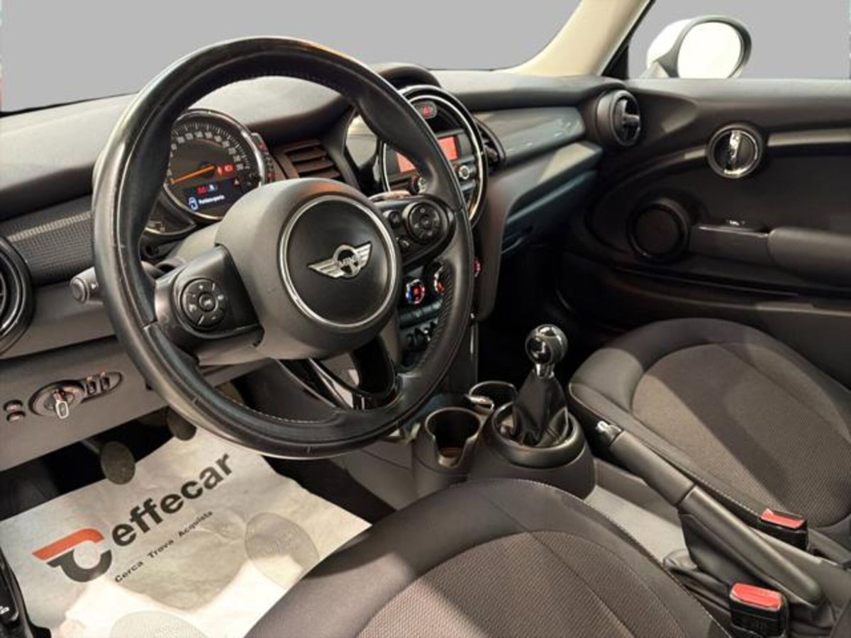 MINI Mini 1.5 Cooper D (7)