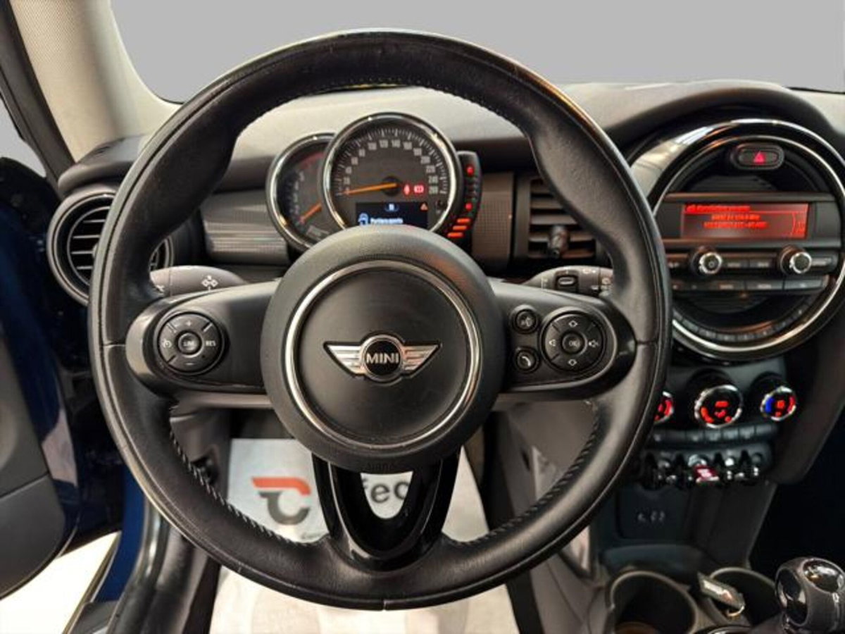 MINI Mini 1.5 Cooper D (8)