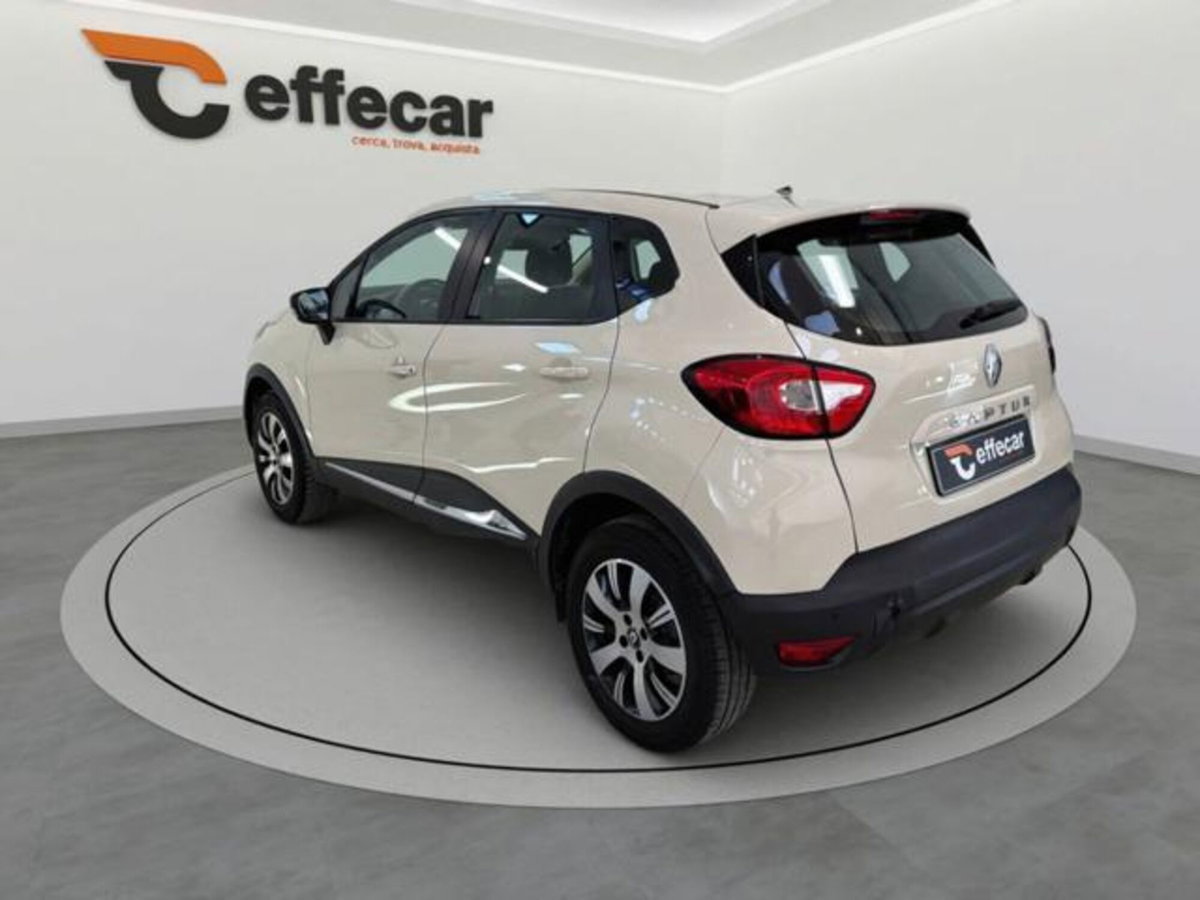 Renault Captur TCe 12V 90 CV Start&Stop Energy Life (4)