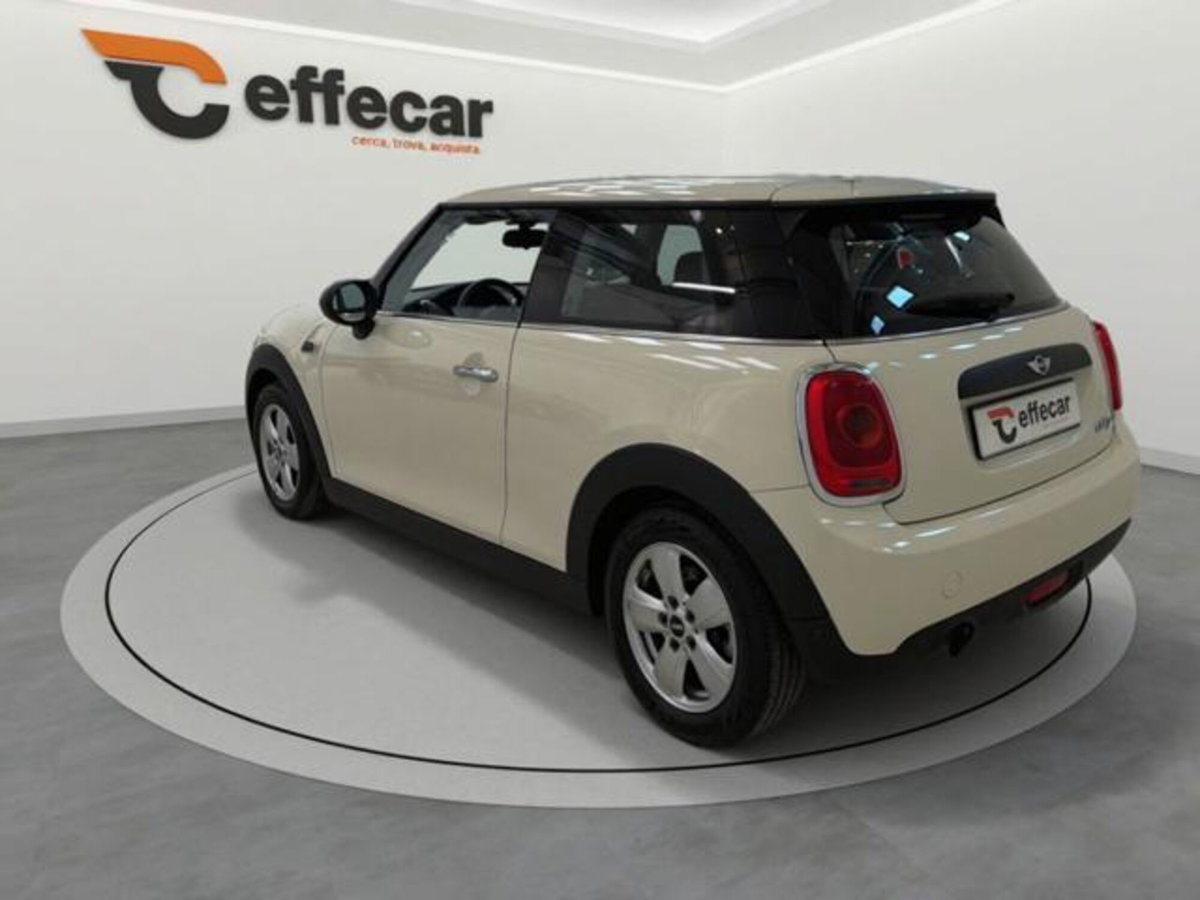 MINI Mini 1.5 One D (4)