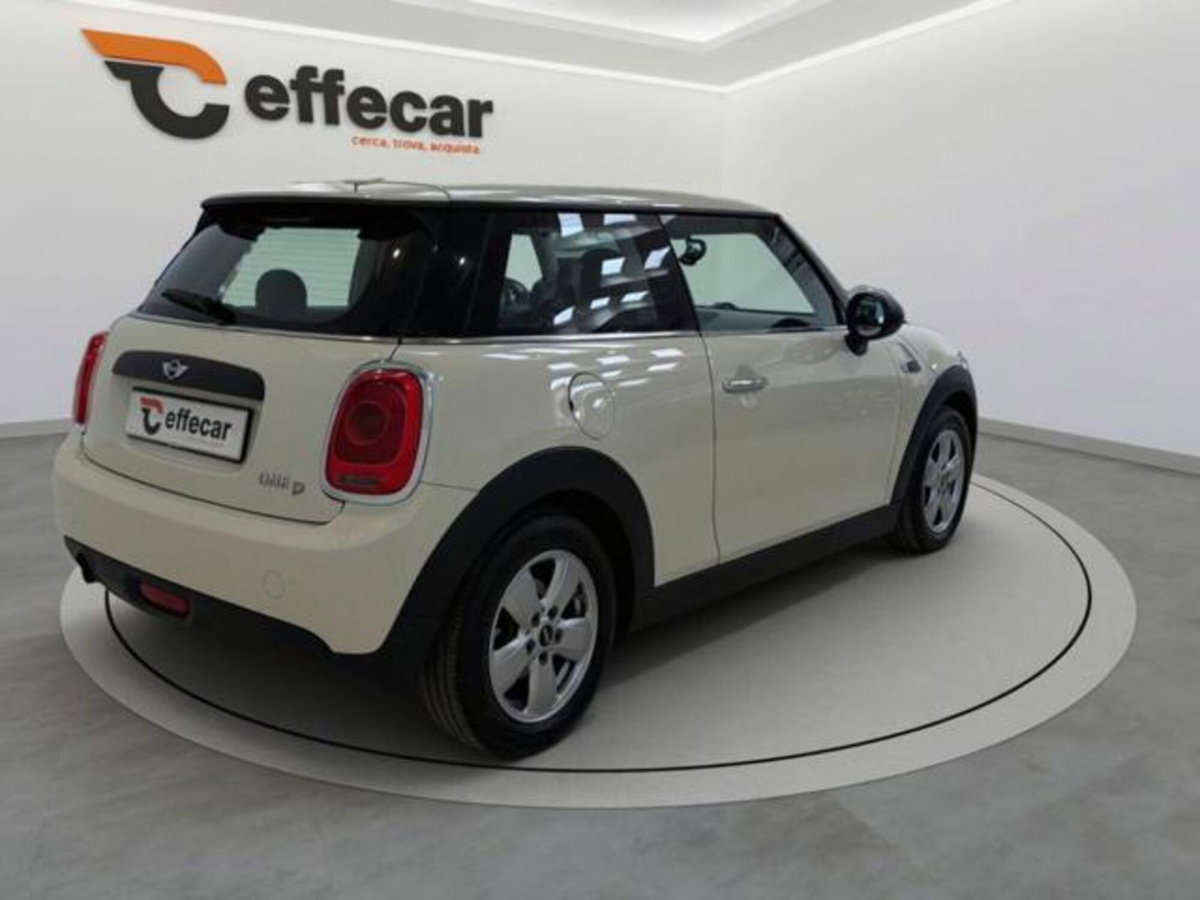 MINI Mini 1.5 One D (6)