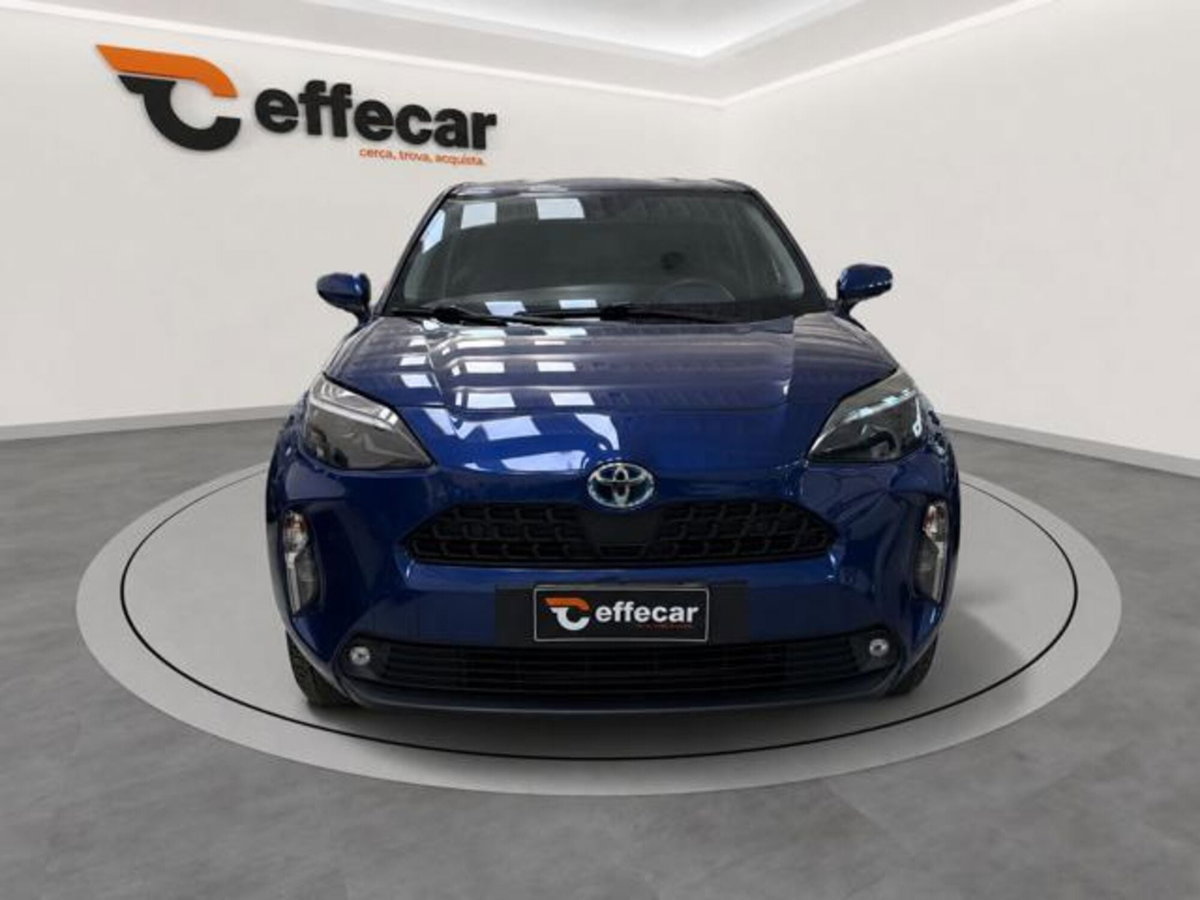 Toyota Yaris Cross 1.5h GR Sport Black Sky fwd 116cv e-cvt (2)