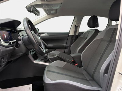 Volkswagen Polo 1.0 tsi Style 95cv (12)