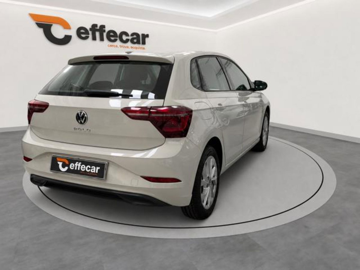 Volkswagen Polo 1.0 tsi Style 95cv (6)