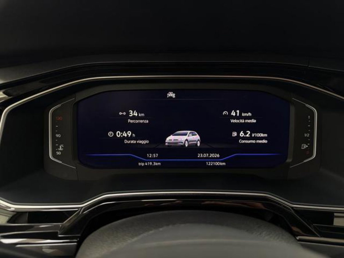 Volkswagen Polo 1.0 tsi Style 95cv (9)