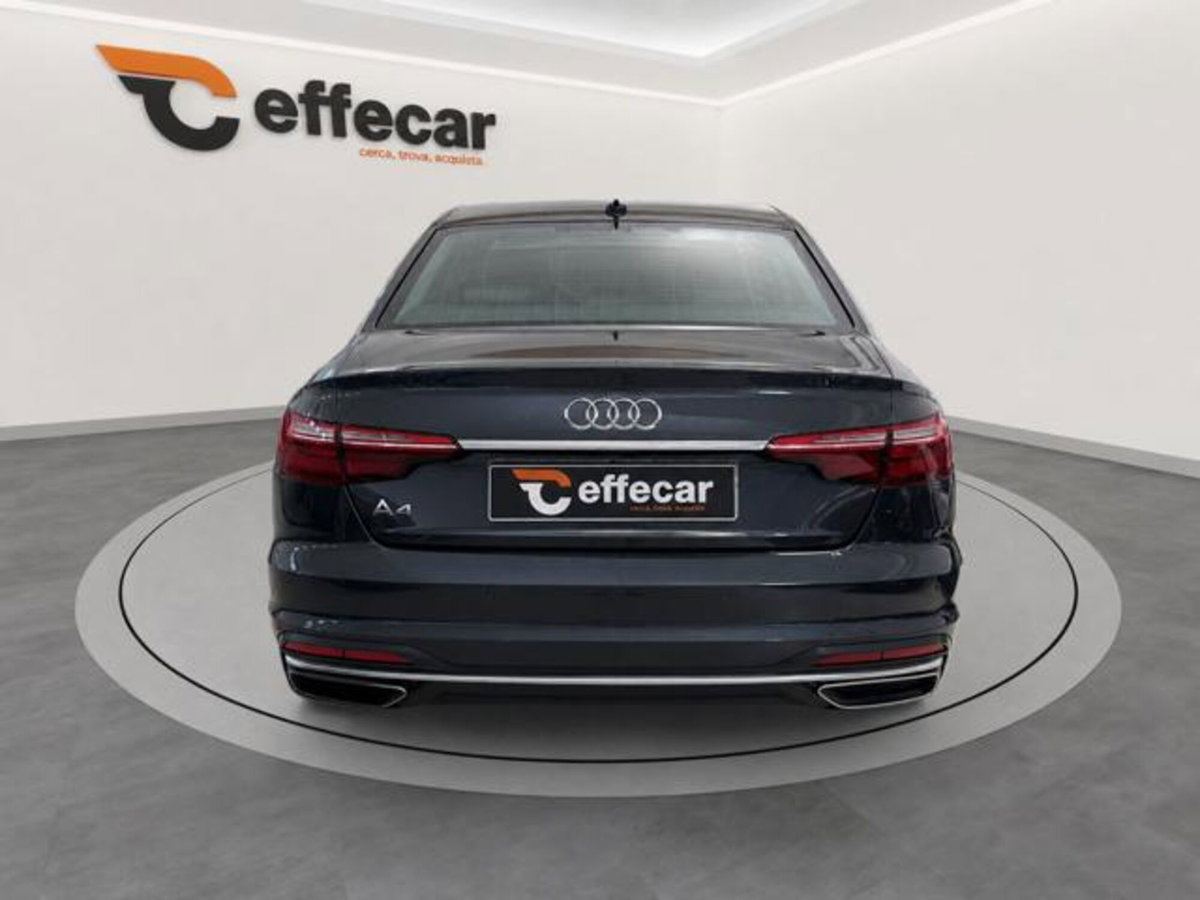 Audi A4 35 TDI/163 CV S tronic Business Advanced (5)