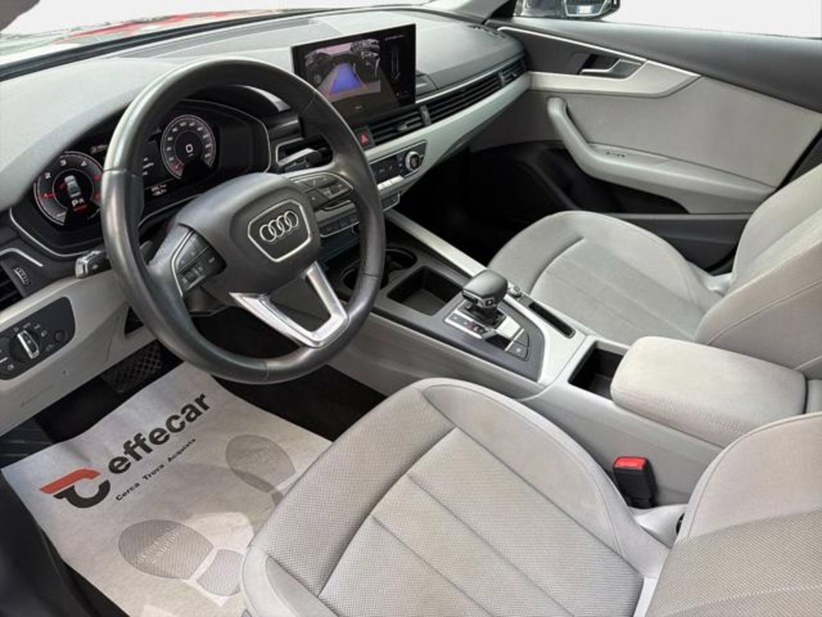 Audi A4 35 TDI/163 CV S tronic Business Advanced (7)