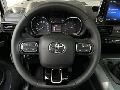 Toyota Proace City Verso City Verso 1.5D 130 CV S&S Long D Luxury (8)