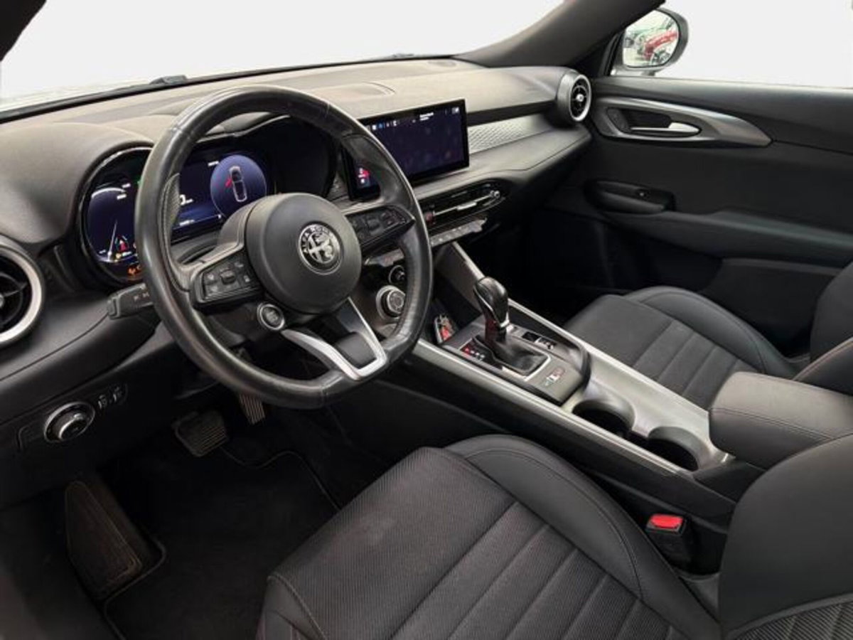 Alfa Romeo Tonale 1.6 Sprint 130cv tct6 (7)