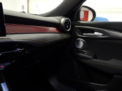 Alfa Romeo Tonale 1.6 Veloce 130cv tct6 (13)