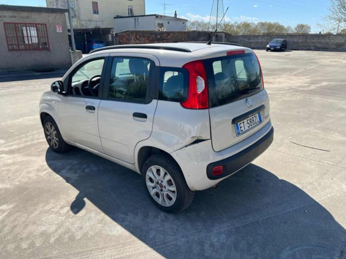 Fiat Panda 0.9 TwinAir Turbo Natural Power Lounge (4)