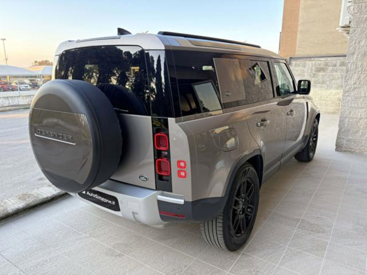 Land Rover Defender 110 3.0d i6 mhev X-Dynamic SE awd 200cv auto (5)