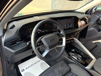 Audi Q5 40 TDI 204 CV quattro S tronic Business (14)