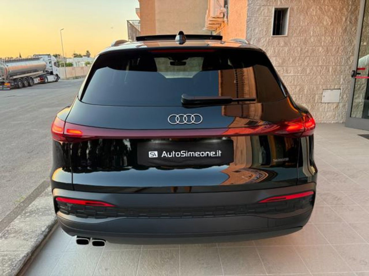 Audi Q5 40 TDI 204 CV quattro S tronic Business (6)