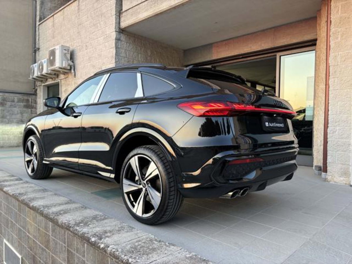 Audi Q5 Sportback 40 2.0 tdi mhev 12V S line Plus quattro s-tronic (7)