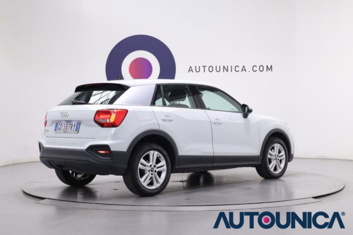 Audi Q2 Q2 30 TDI S tronic Business (14)