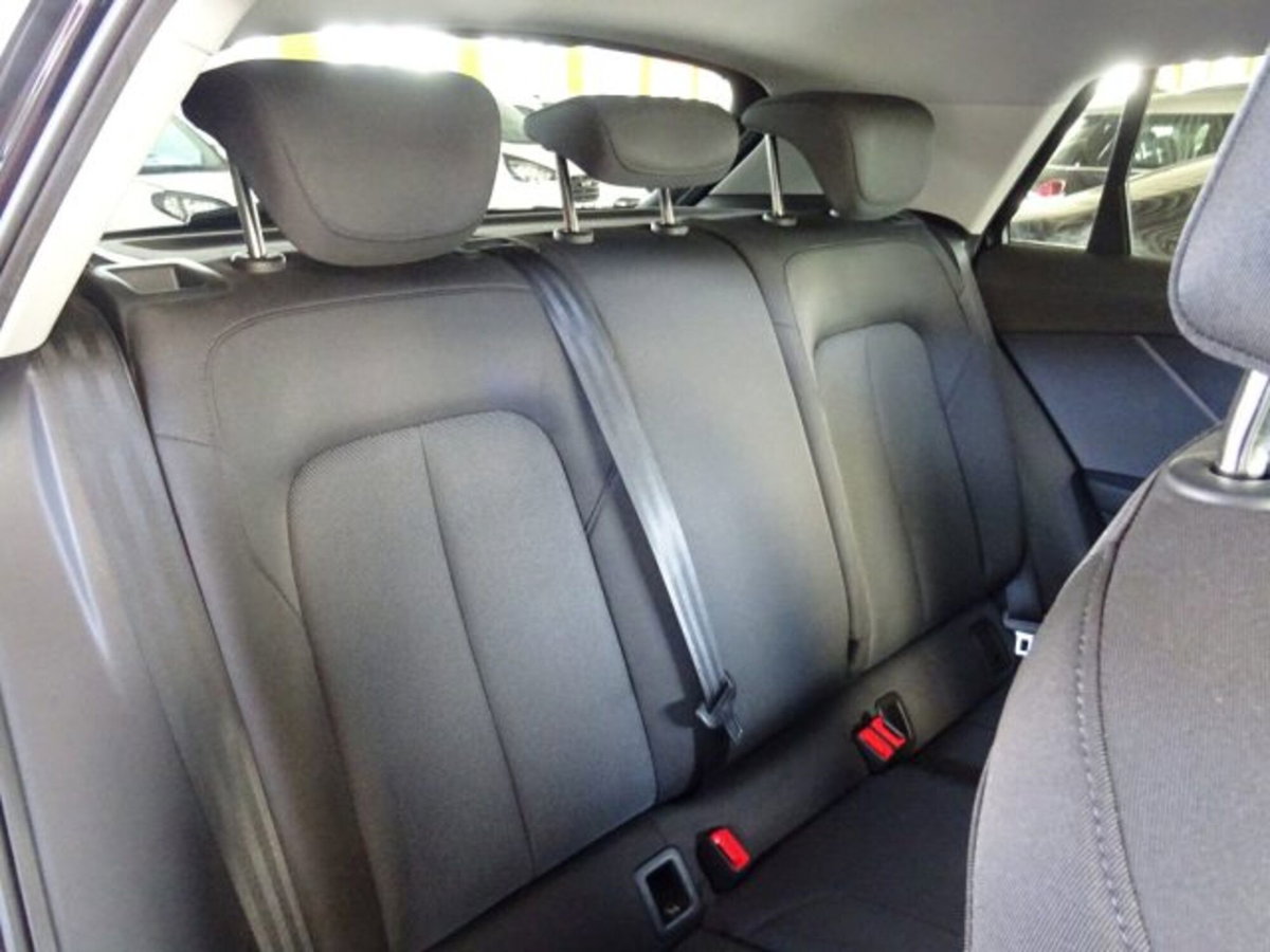 Audi Q2 Q2 35 TFSI S tronic S line Edition (9)