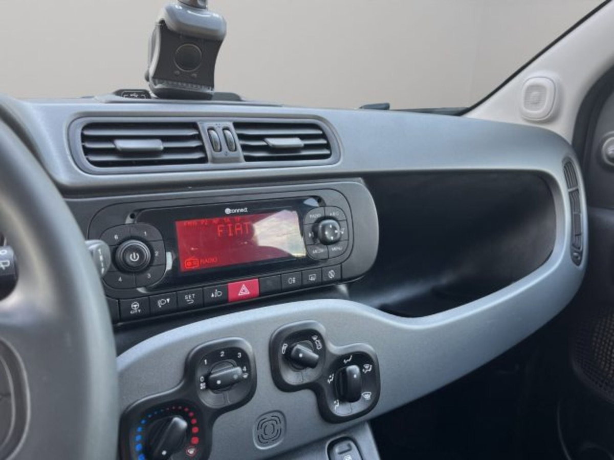 Fiat Panda 1.0 firefly hybrid s&s 70cv 5p.ti (14)