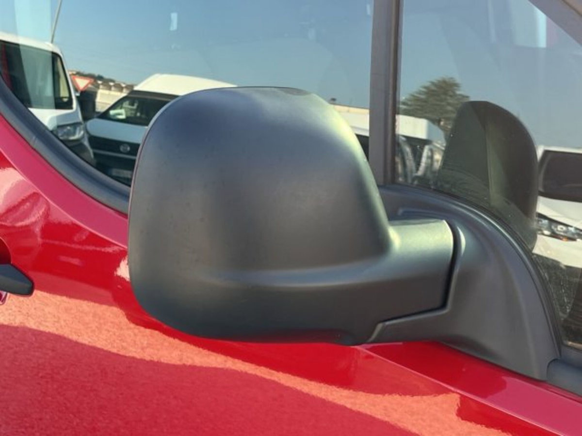 Toyota Proace City City 1.5D 100 CV S&S PL 4p. Ground (17)