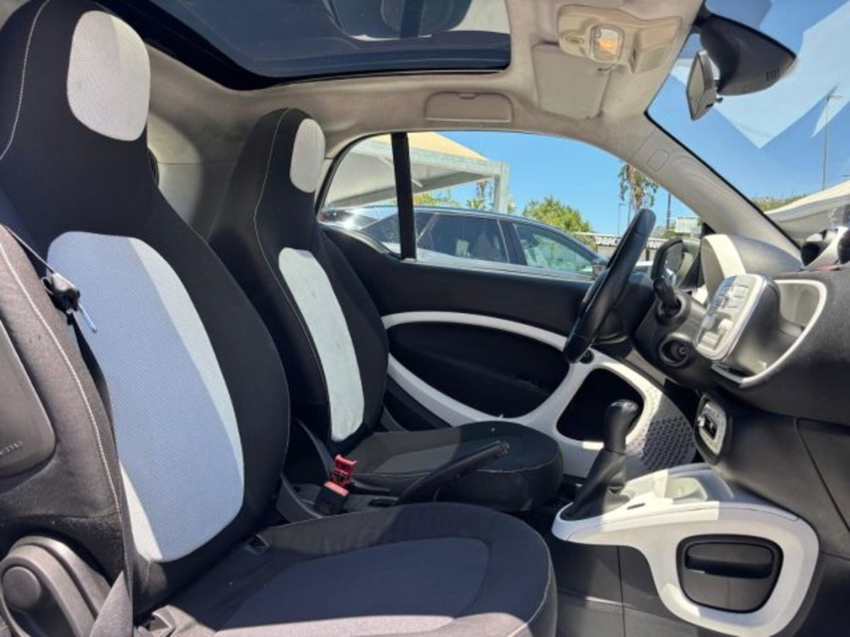 smart Fortwo 70 1.0 Passion (11)