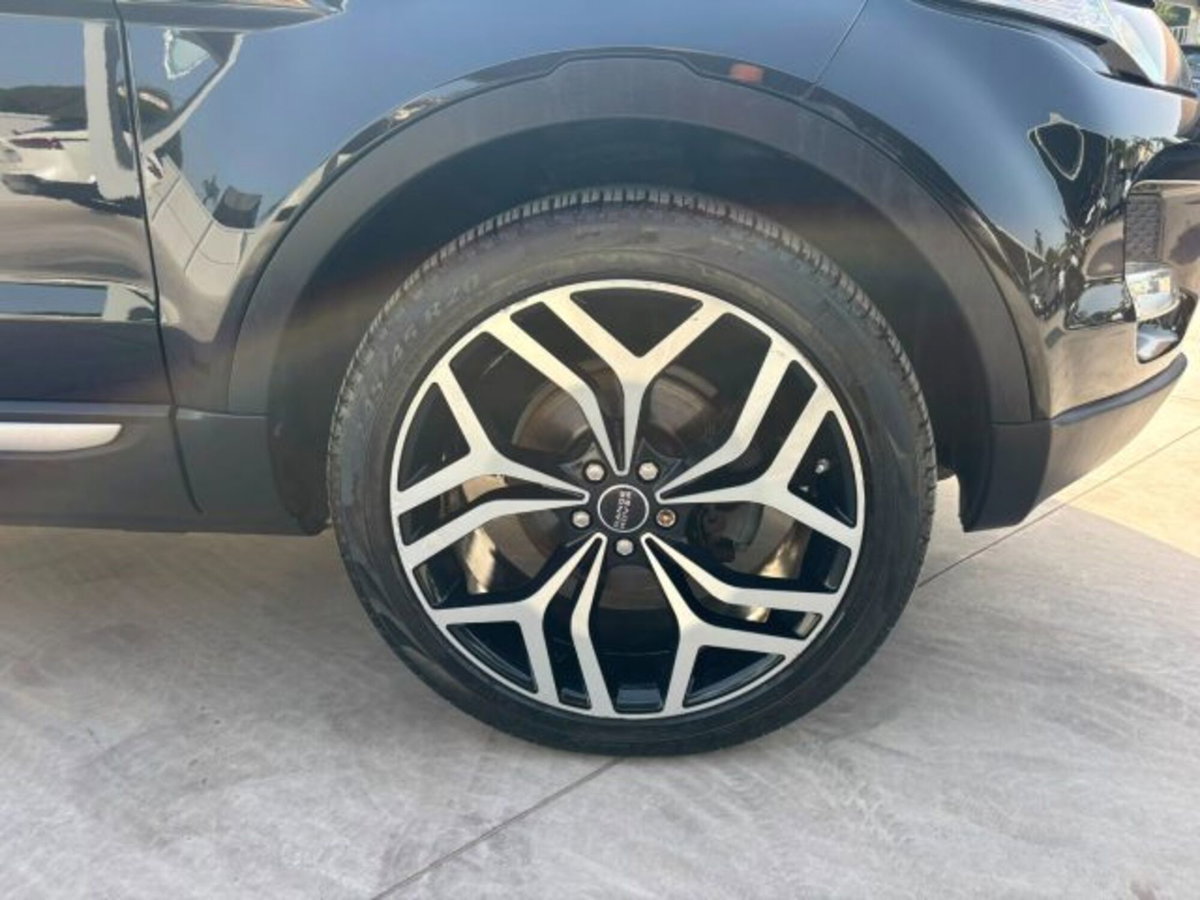 Land Rover Range Rover Evoque 2.2 TD4 5p. Pure Tech Pack (15)