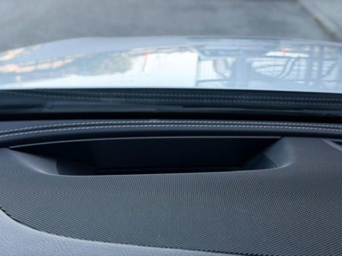 Mercedes-Benz Classe E 220 d Auto Premium Plus (13)