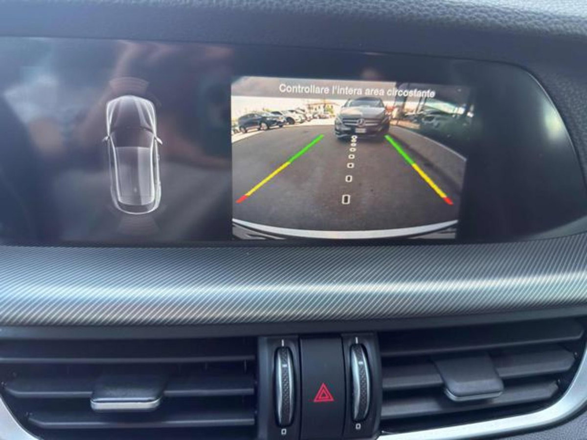 Alfa Romeo Stelvio Stelvio 2.2 Turbodiesel 210 CV AT8 Q4 Veloce Tì (14)