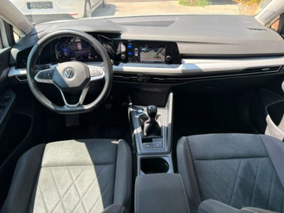 Volkswagen Golf 2.0 TDI 150 CV SCR R-Line (8)