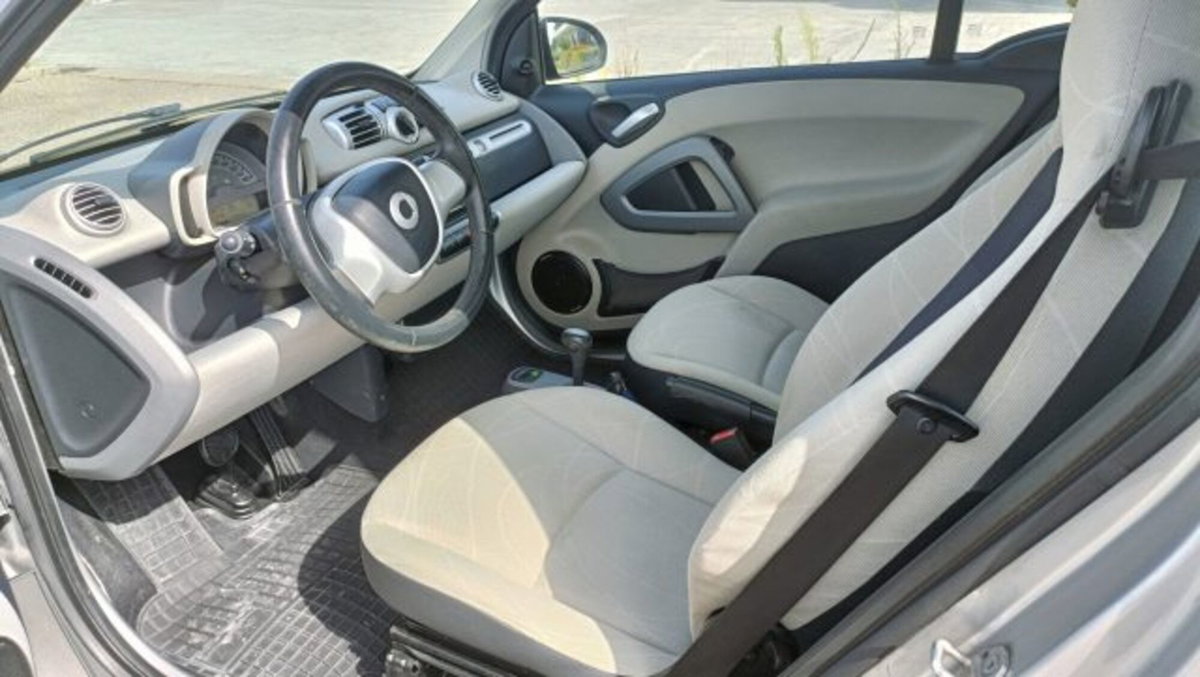 smart Fortwo 1000 52 kW MHD coupé passion (9)
