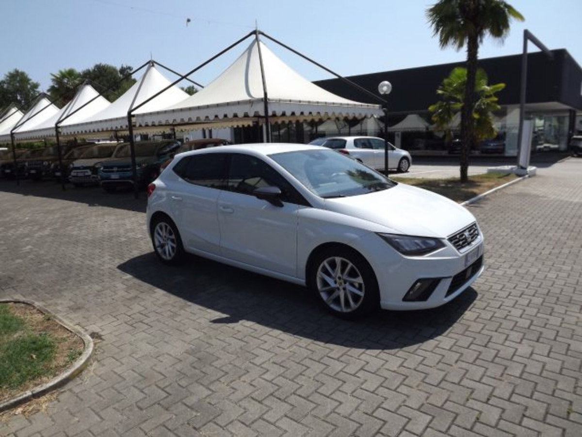 SEAT Ibiza 1.0 EcoTSI 115 CV DSG 5 porte Style (8)