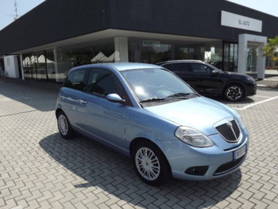 Lancia Ypsilon 1.2 Argento (13)