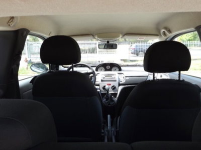 Lancia Ypsilon 1.2 Argento (8)