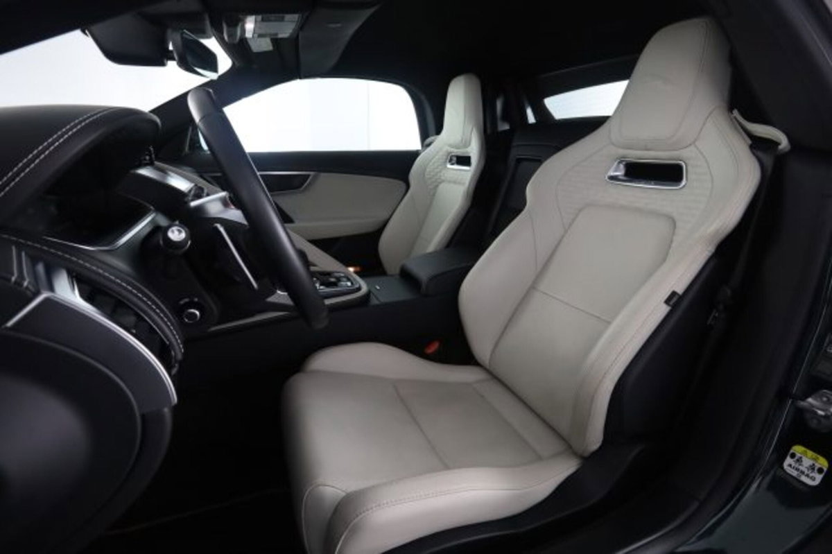 Jaguar F-Type Cabrio 2.0 aut. Convertibile R-Dynamic Black (2)