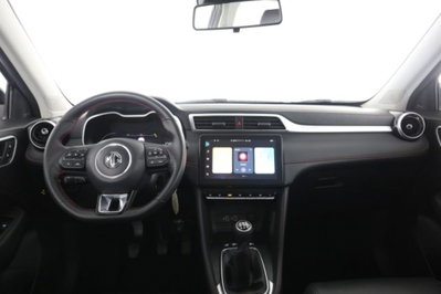 Mg ZS ZS 1.5 Luxury (4)