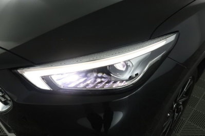 Mg ZS ZS 1.5 Luxury (9)