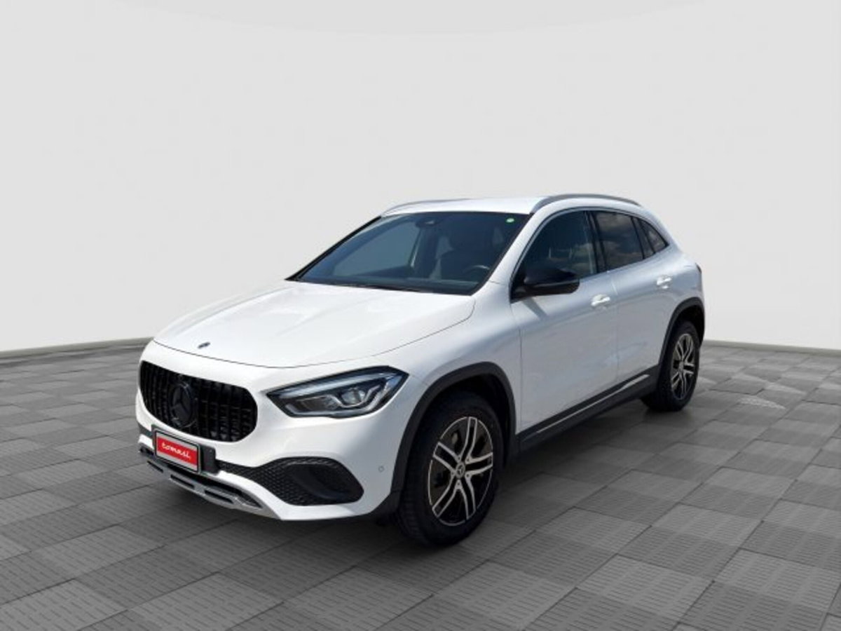 Mercedes-Benz CLA Shooting Brake 180 d Automatic Shooting Brake Sport