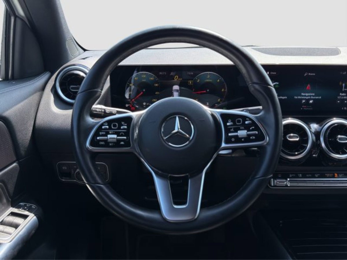 Mercedes-Benz CLA Shooting Brake 180 d Automatic Shooting Brake Sport (13)