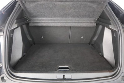 Peugeot 2008 PureTech 100 S&S Allure (6)