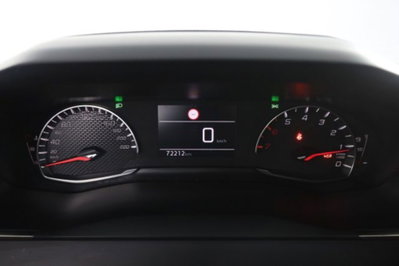 Peugeot 2008 PureTech 100 S&S Allure (7)