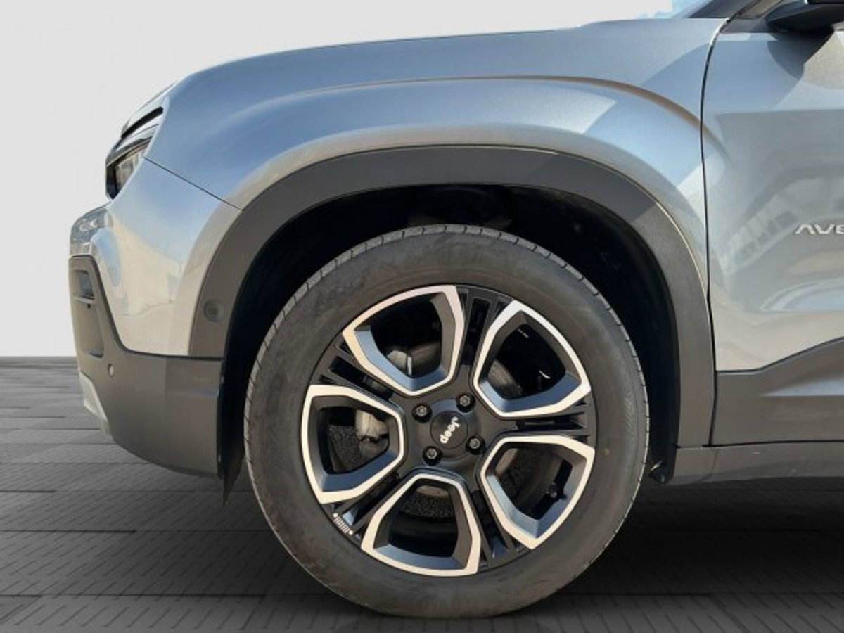 Jeep Avenger 1.2 turbo Summit fwd 100cv (15)