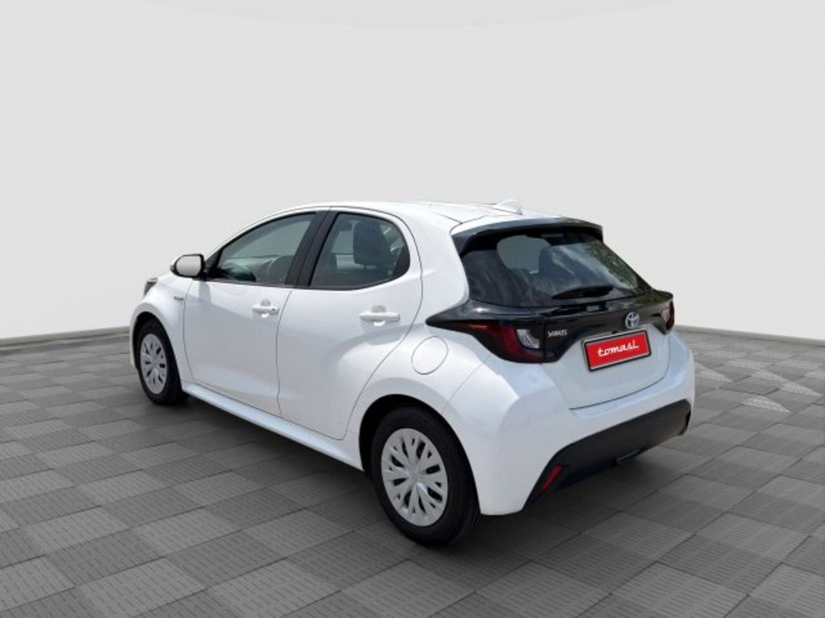 Toyota Yaris Cross 1.5h GR Sport Black Sky fwd 116cv e-cvt (3)